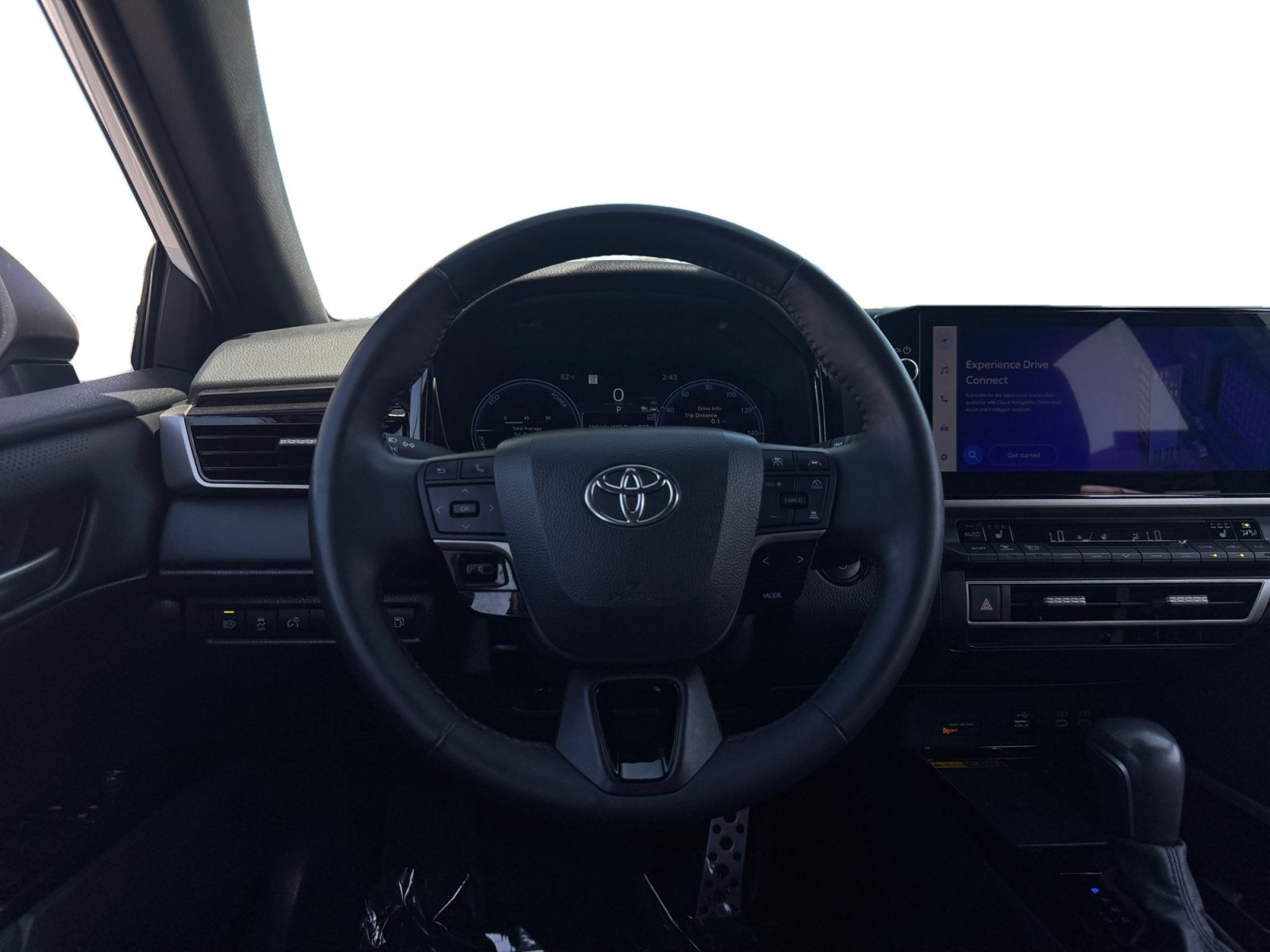Used 2025 Toyota Camry XSE FWD image 12
