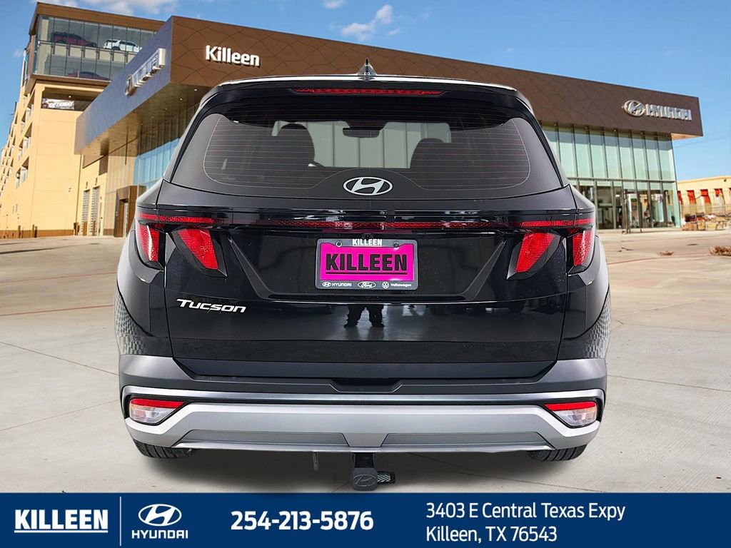 Used 2025 Hyundai Tucson SE FWD image 8