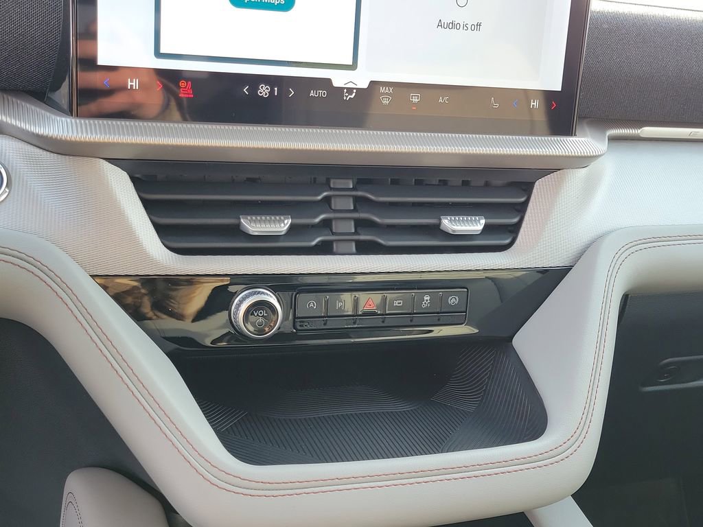 New 2026 Ford Explorer Active w/ Active Comfort Package image 28