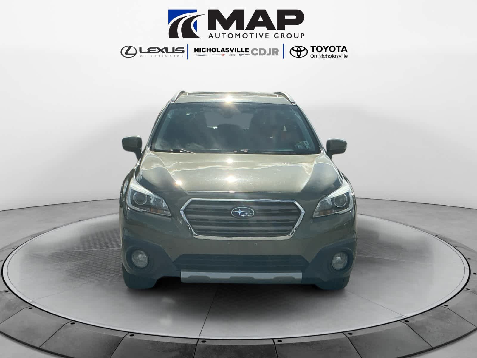 Used 2017 Subaru Outback 2.5i Touring w/ Popular Package #5A AWD/4WD image 8
