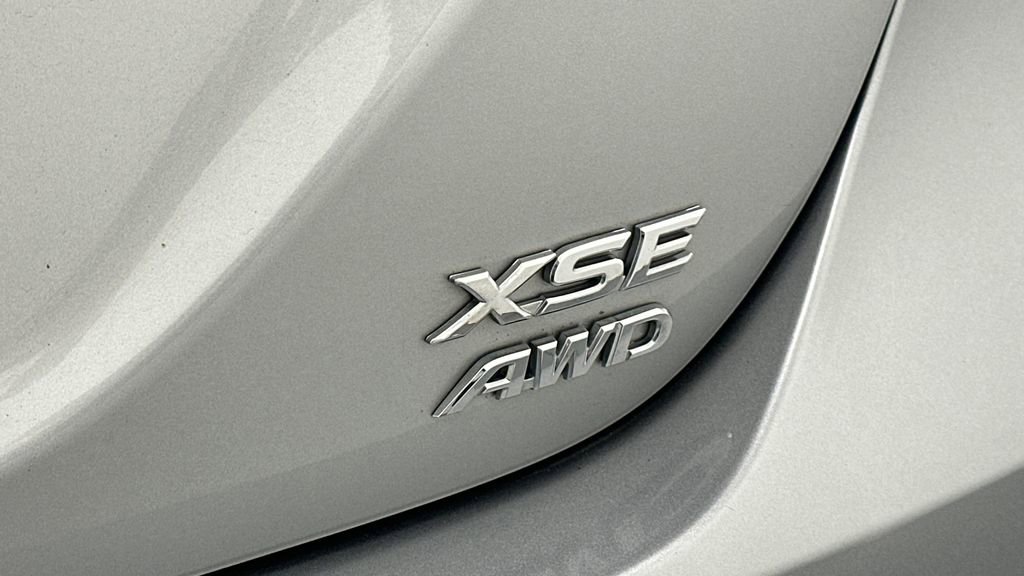 Used 2023 Toyota Camry XSE w/ Navigation Package image 17