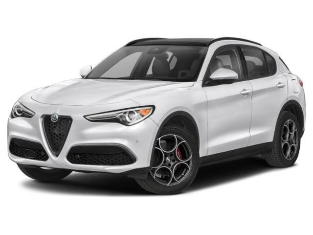 Used 2023 Alfa Romeo Stelvio Estrema image 5