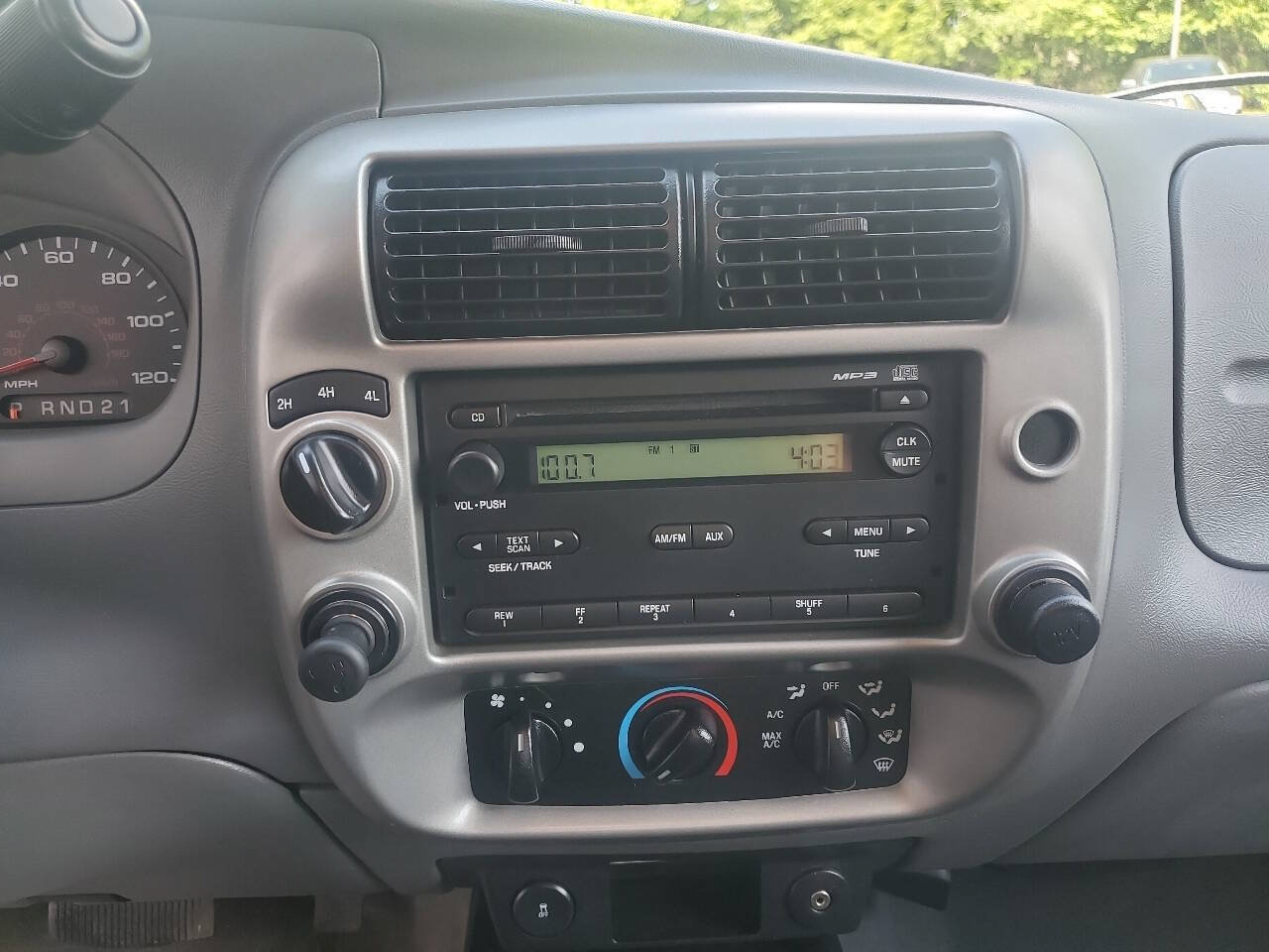 Used 2010 Ford Ranger XLT AWD/4WD image 16