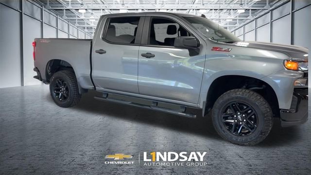 Used 2022 Chevrolet Silverado 1500 Custom Trail Boss w/ LPO, Dark Essentials Package AWD/4WD image 3