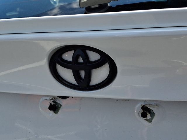 Used 2020 Toyota C-HR XLE FWD image 29