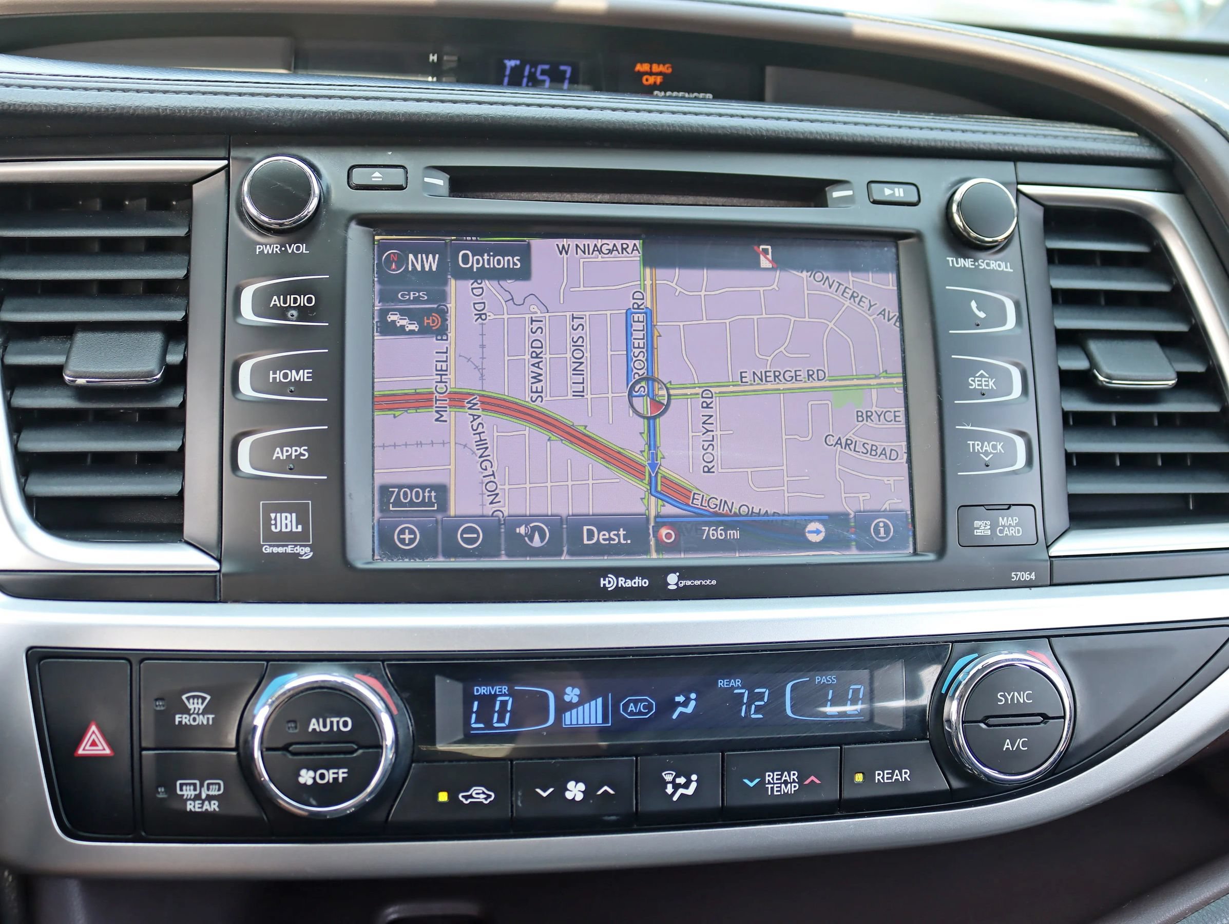 Used 2015 Toyota Highlander Limited Platinum AWD/4WD image 21