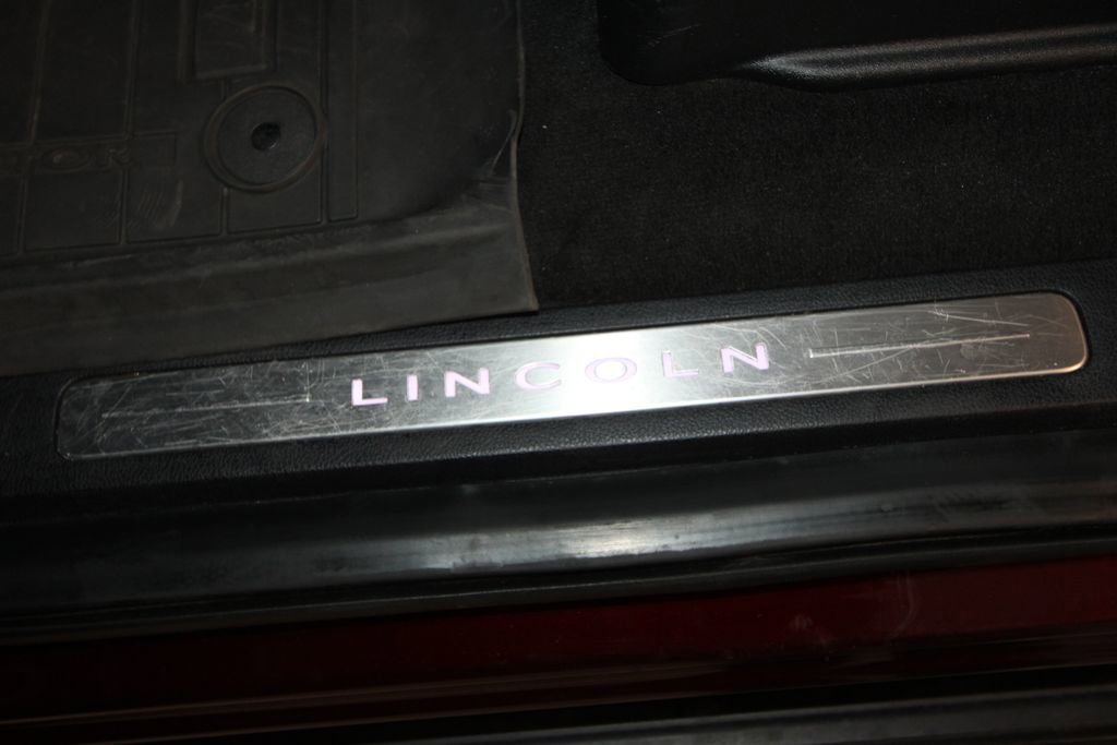 Used 2018 Lincoln Navigator L Reserve image 7