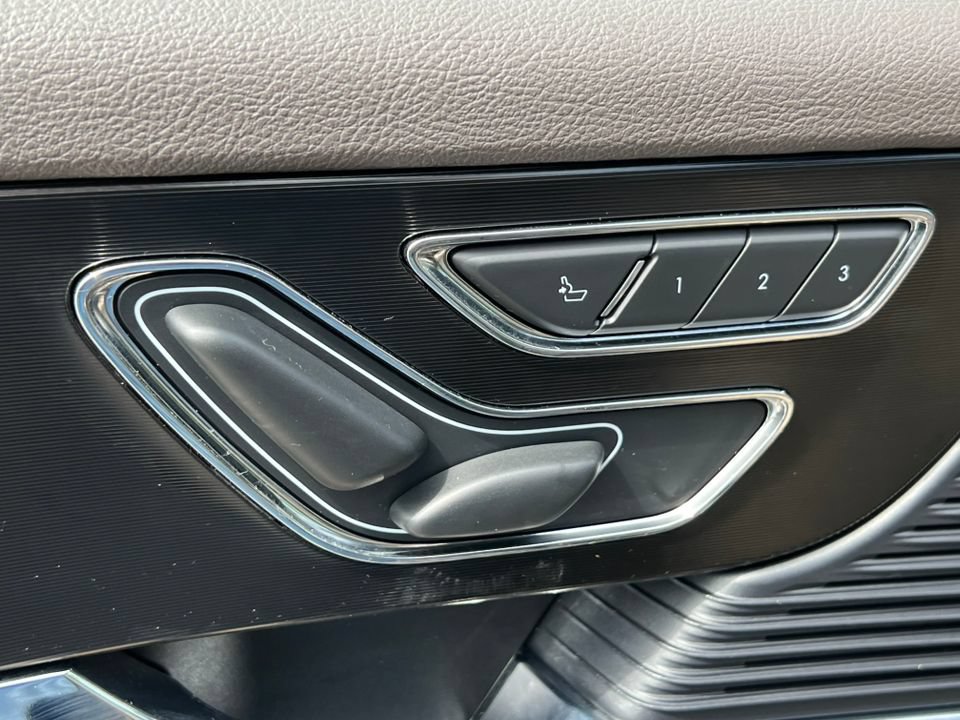 Used 2021 Lincoln Corsair AWD image 10