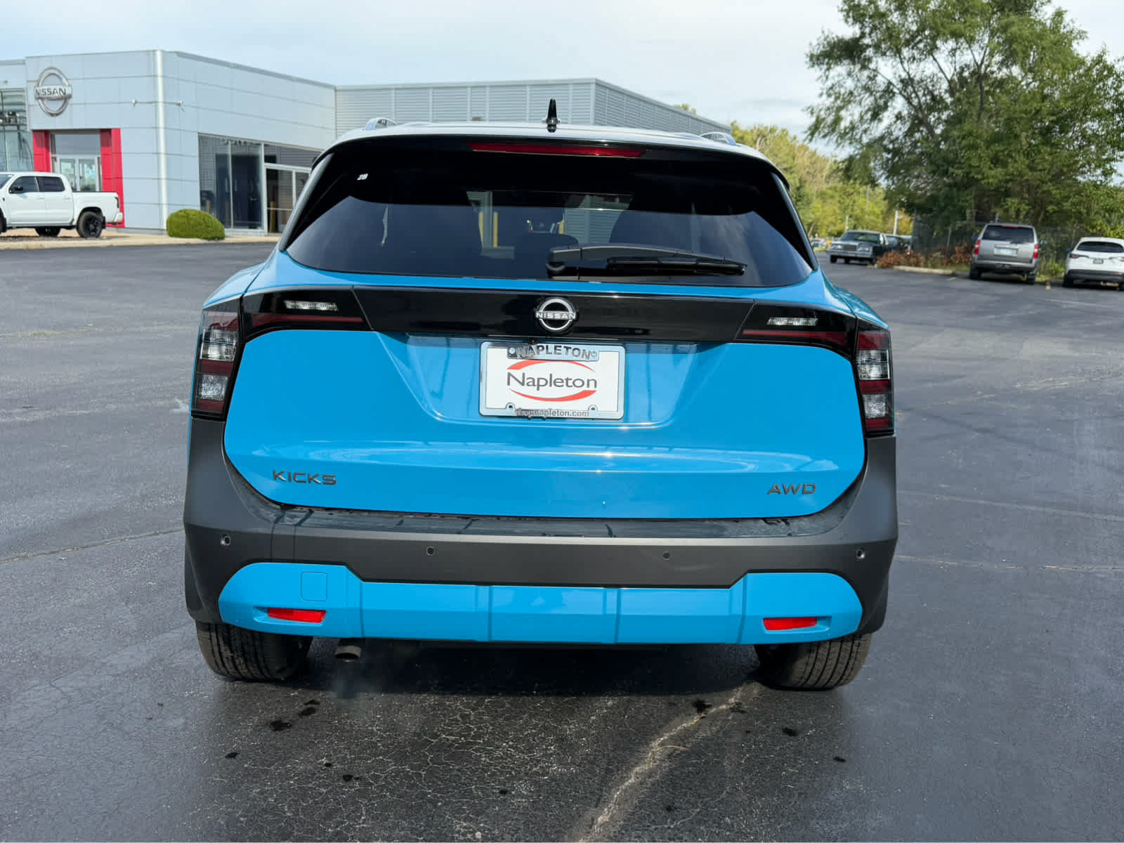 New 2027 Nissan Kicks SR w/ SR Premium Package AWD/4WD image 6