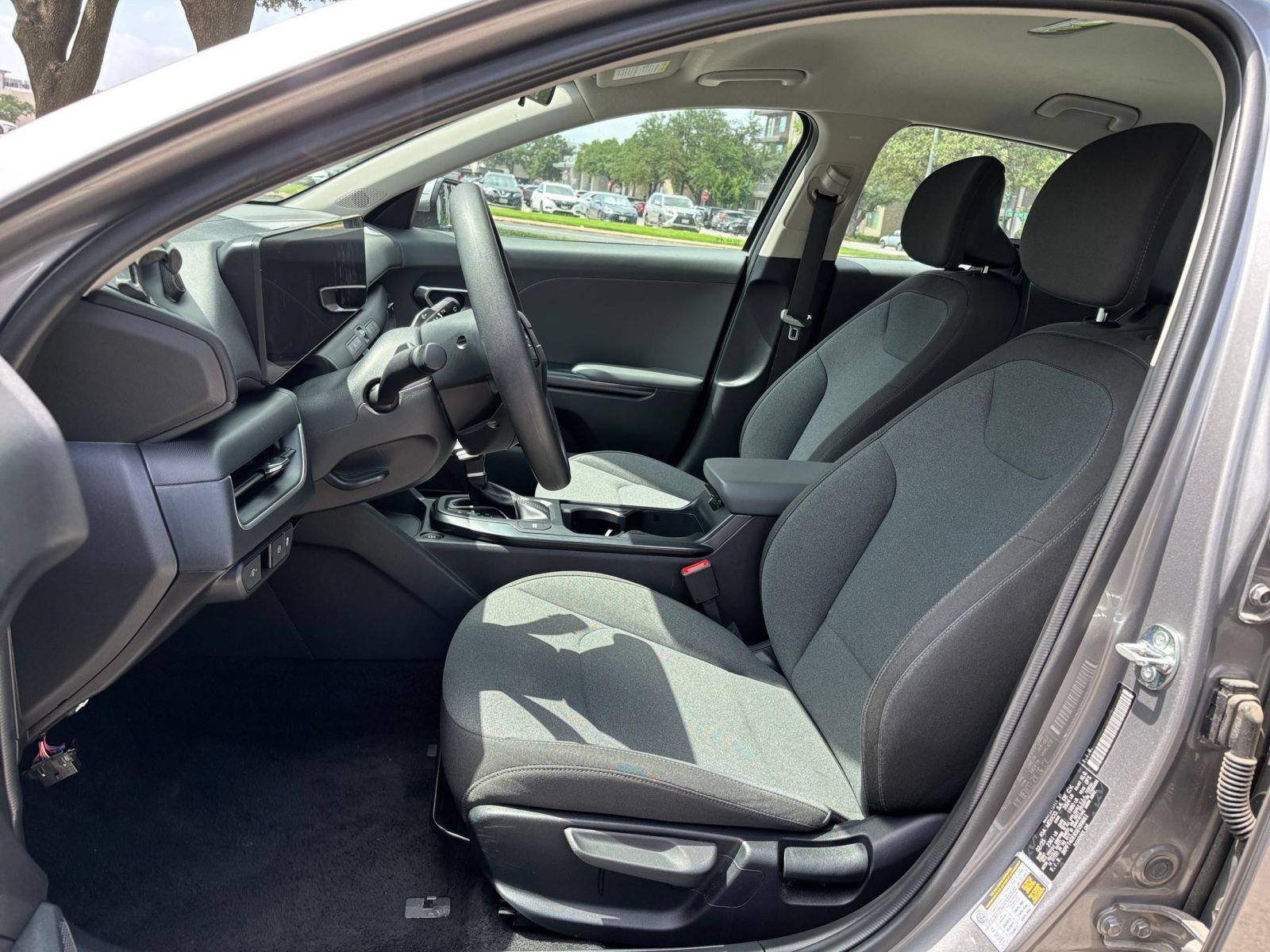 Used 2025 Kia K4 FWD image 22