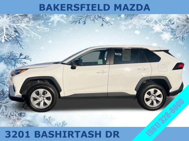 Used 2024 Toyota RAV4 LE image 2