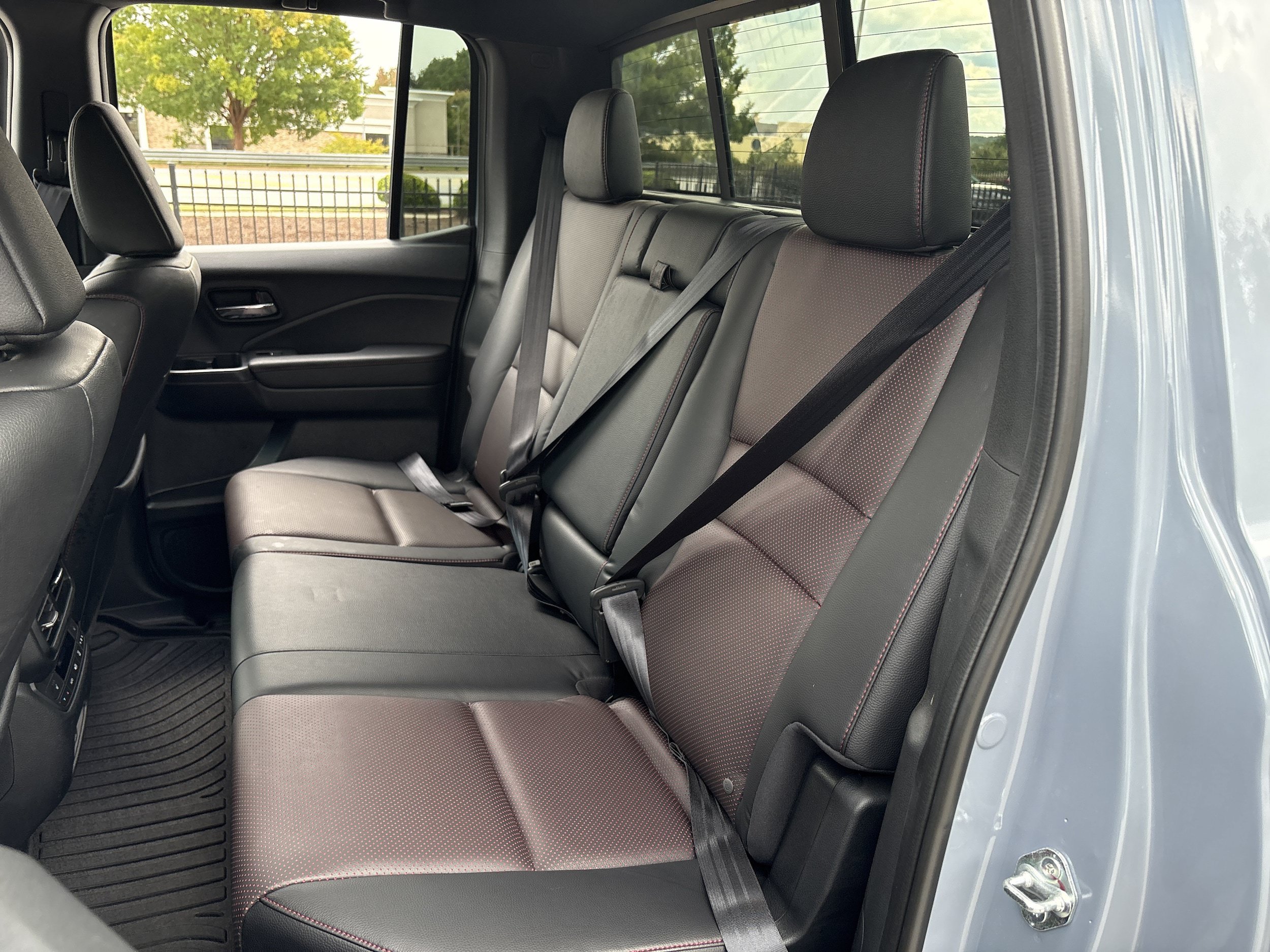 Used 2025 Honda Ridgeline Black Edition image 17