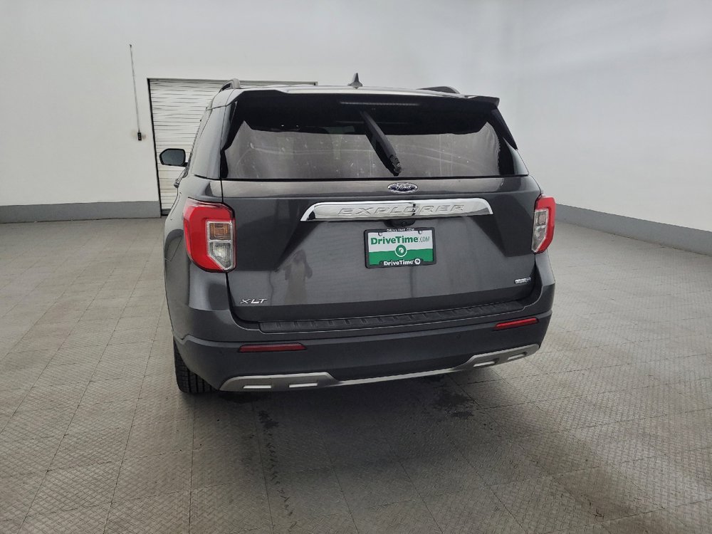 Used 2020 Ford Explorer XLT w/ Equipment Group 202A AWD/4WD image 6