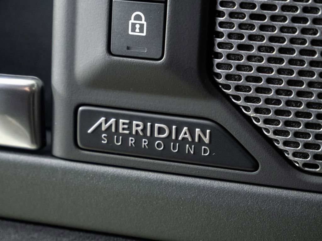 Used 2023 Land Rover Defender 110 X image 7