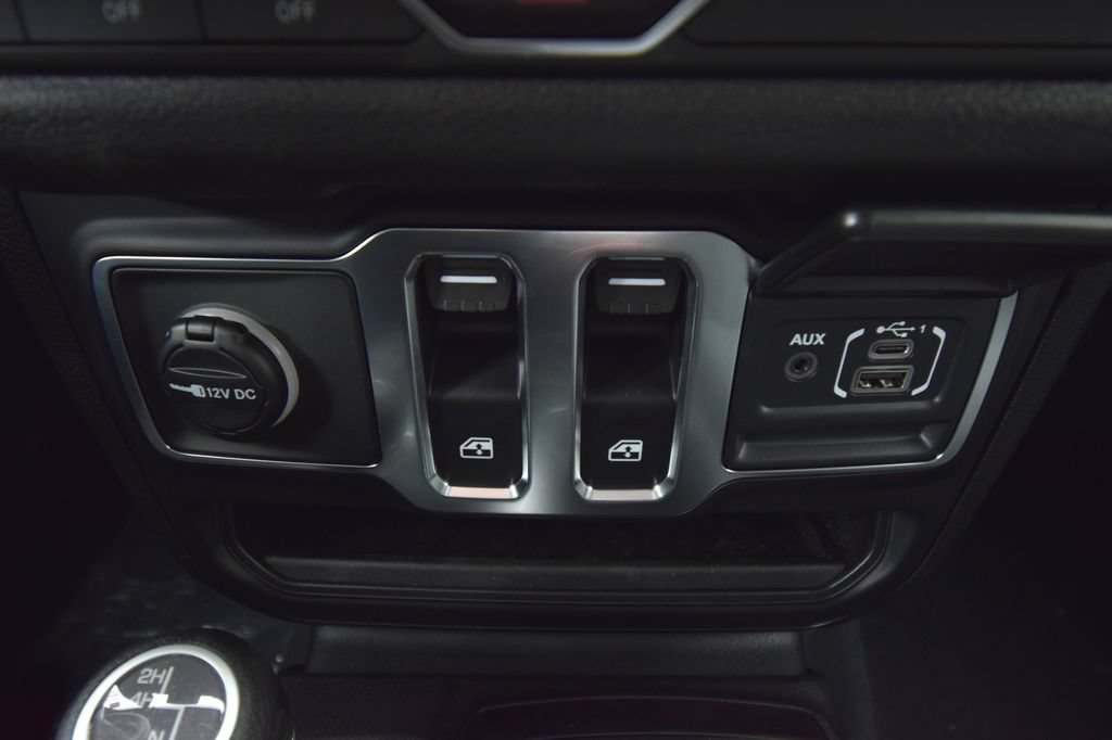 New 2026 Jeep Wrangler Sport AWD/4WD image 23