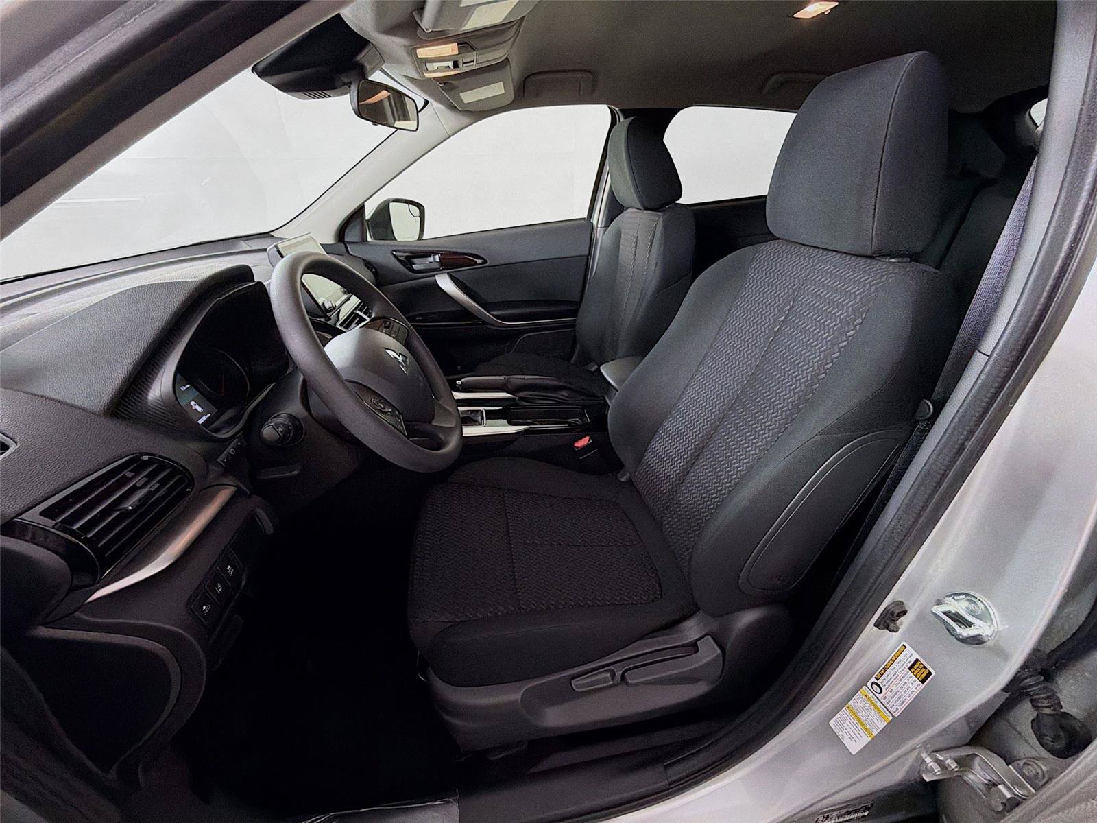New 2026 Mitsubishi Eclipse Cross LE AWD/4WD image 11