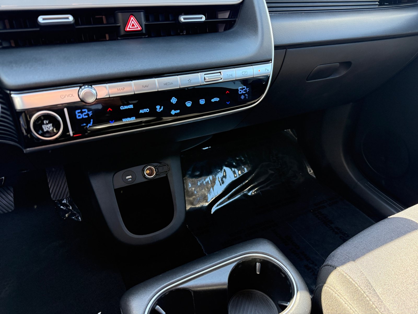 Certified 2024 Hyundai Ioniq 5 SEL RWD image 13