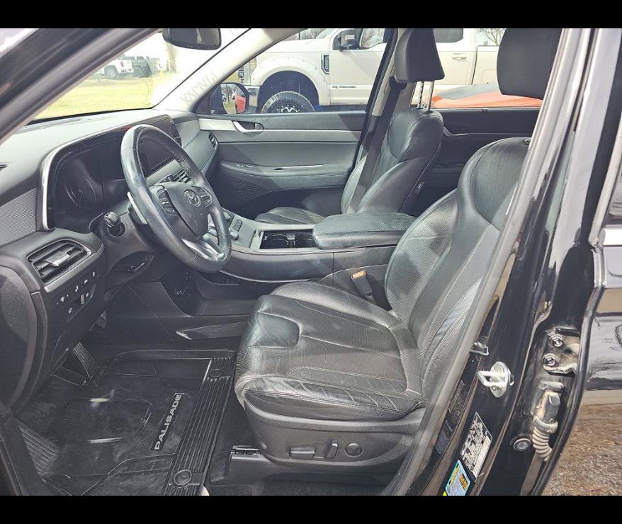 Used 2022 Hyundai Palisade SEL w/ Premium Package image 3