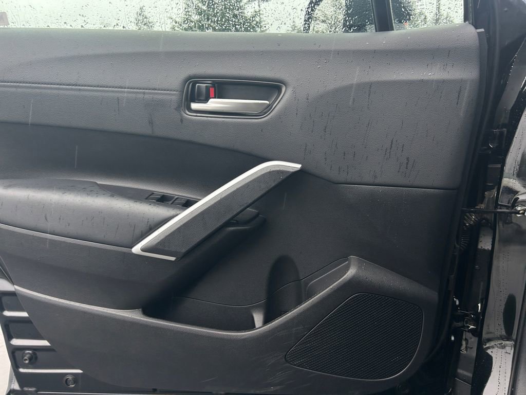 Used 2024 Toyota Corolla Cross XLE w/ Convenience Package image 22