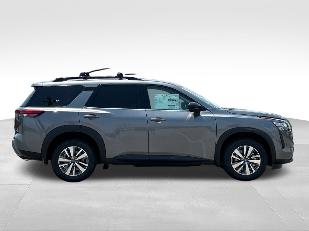 New 2026 Nissan Pathfinder SL w/ Cargo Package FWD image 12