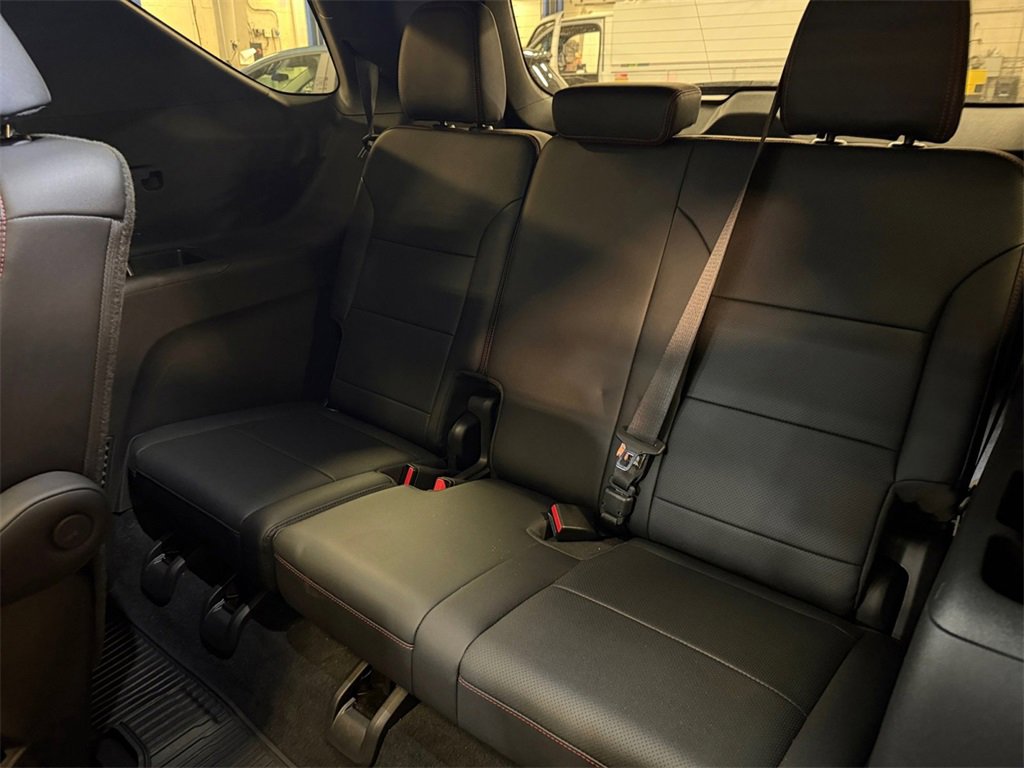 Certified 2025 Chevrolet Traverse RS w/ LPO, Floor Liner Package image 33