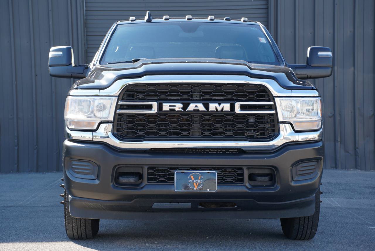 Used 2023 RAM 3500 Tradesman w/ Chrome Appearance Group AWD/4WD image 3