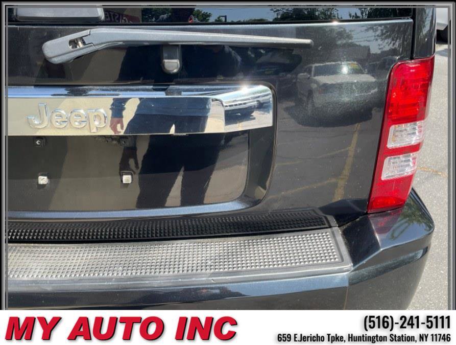 Used 2012 Jeep Liberty Sport image 35