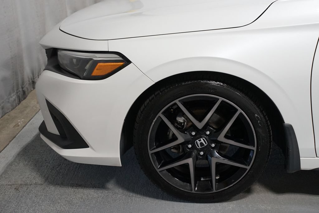 Used 2022 Honda Civic Sport Touring image 5
