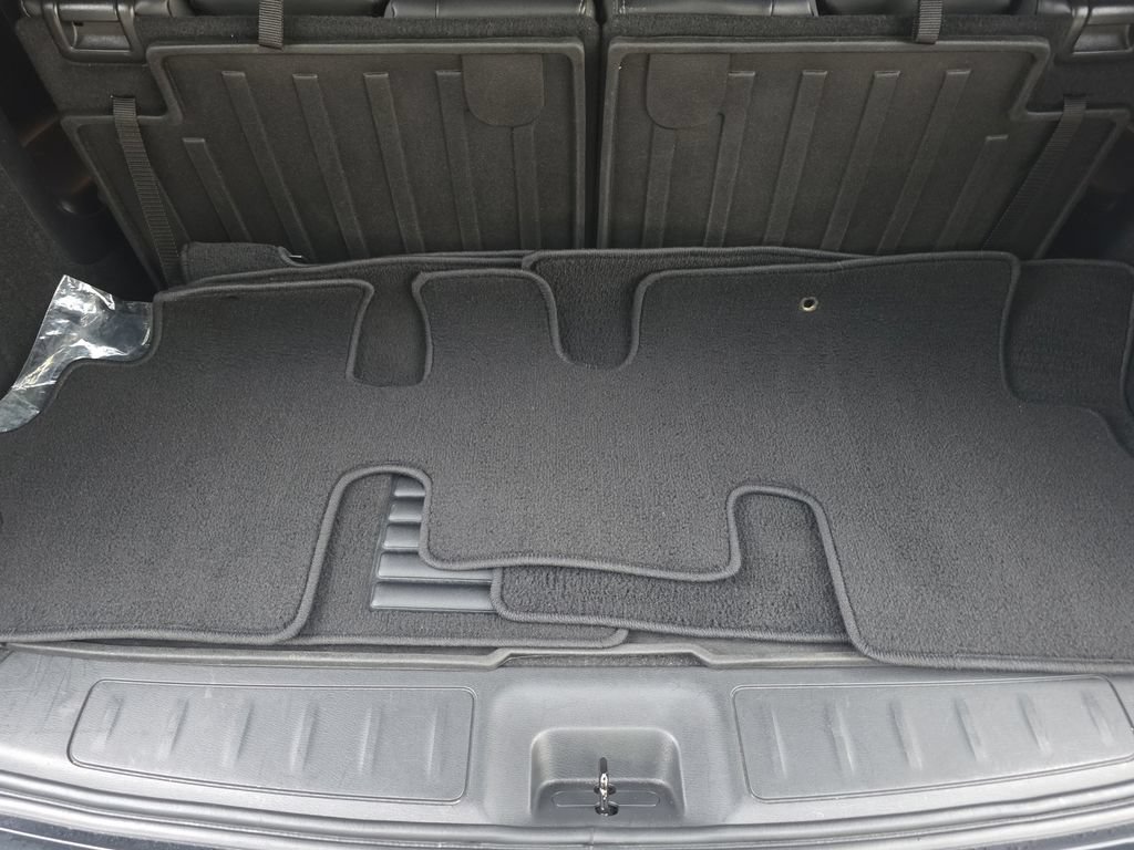 Used 2019 Nissan Pathfinder SL w/ Cargo Package FWD image 14
