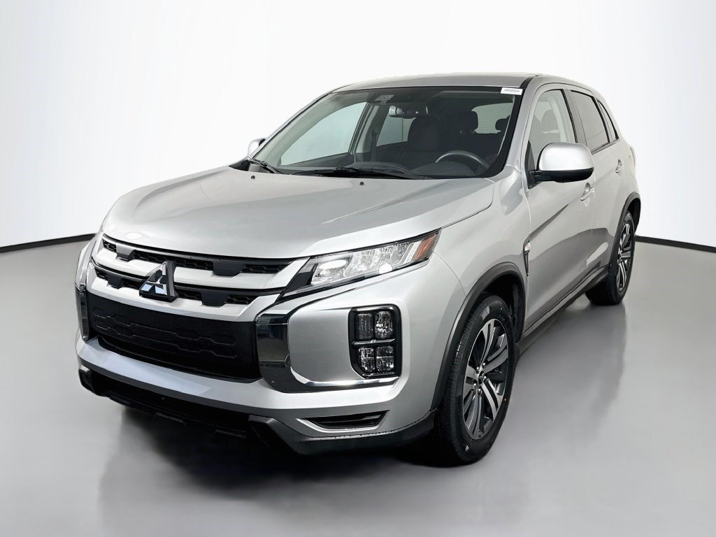 Used 2025 Mitsubishi Outlander Sport AWD image 4