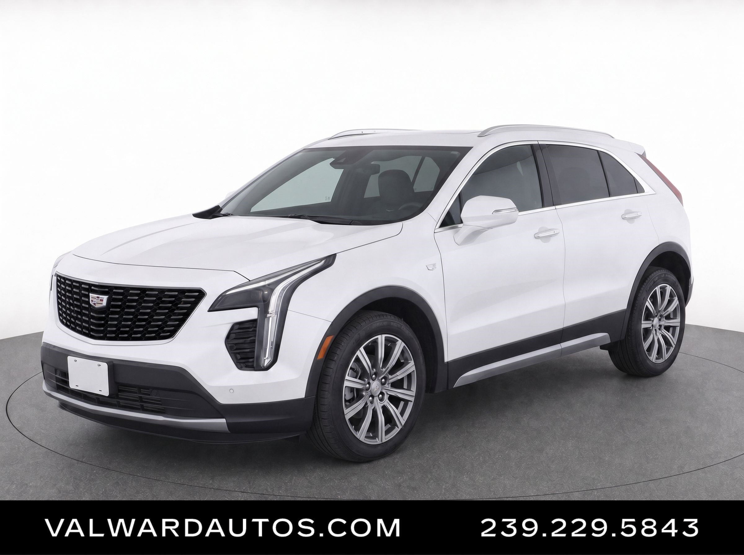 Certified 2023 Cadillac XT4 Premium Luxury FWD image 1