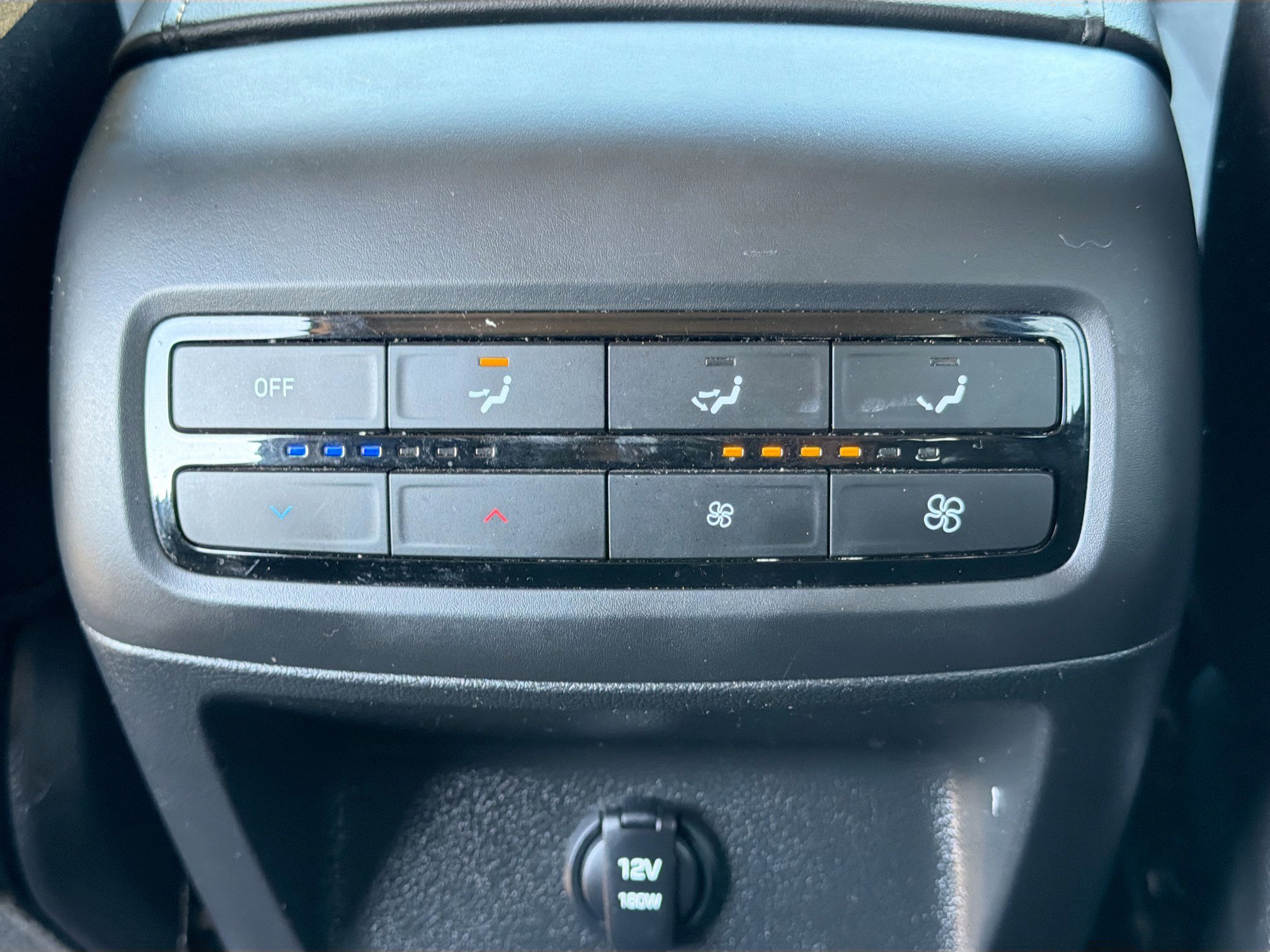 Used 2023 Hyundai Palisade SE image 19