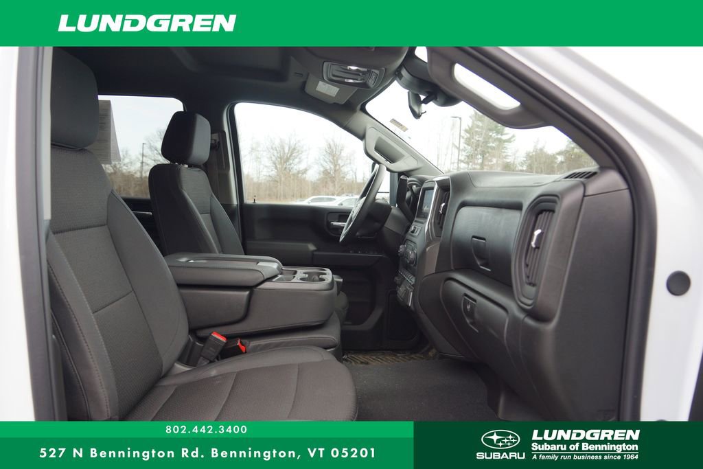 Used 2026 Chevrolet Silverado 3500 W/T image 8