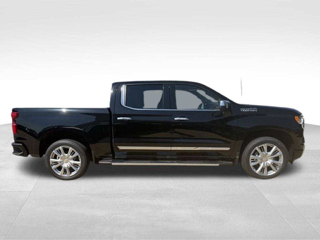 New 2026 Chevrolet Silverado 1500 High Country w/ High Country Premium Package AWD/4WD image 6