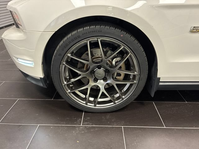 Used 2011 Ford Mustang GT Premium w/ Security Pkg RWD image 26