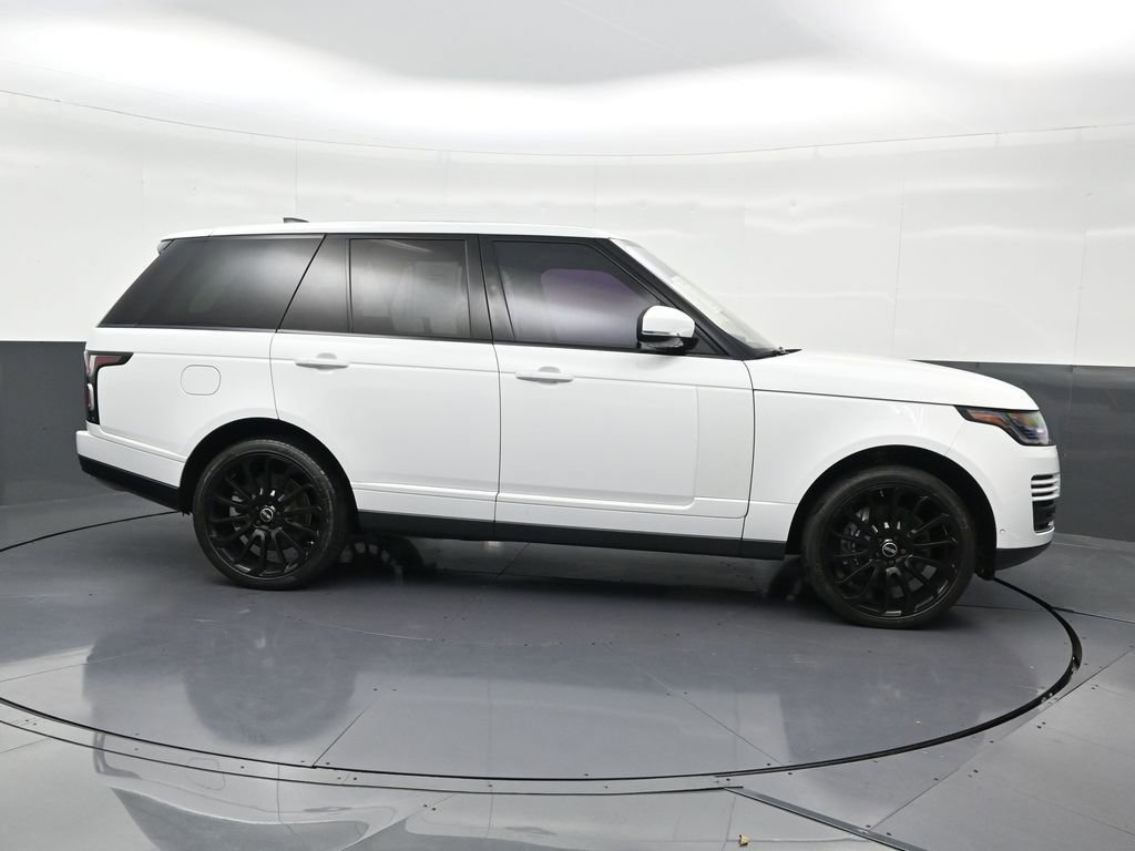 Used 2020 Land Rover Range Rover HSE image 6