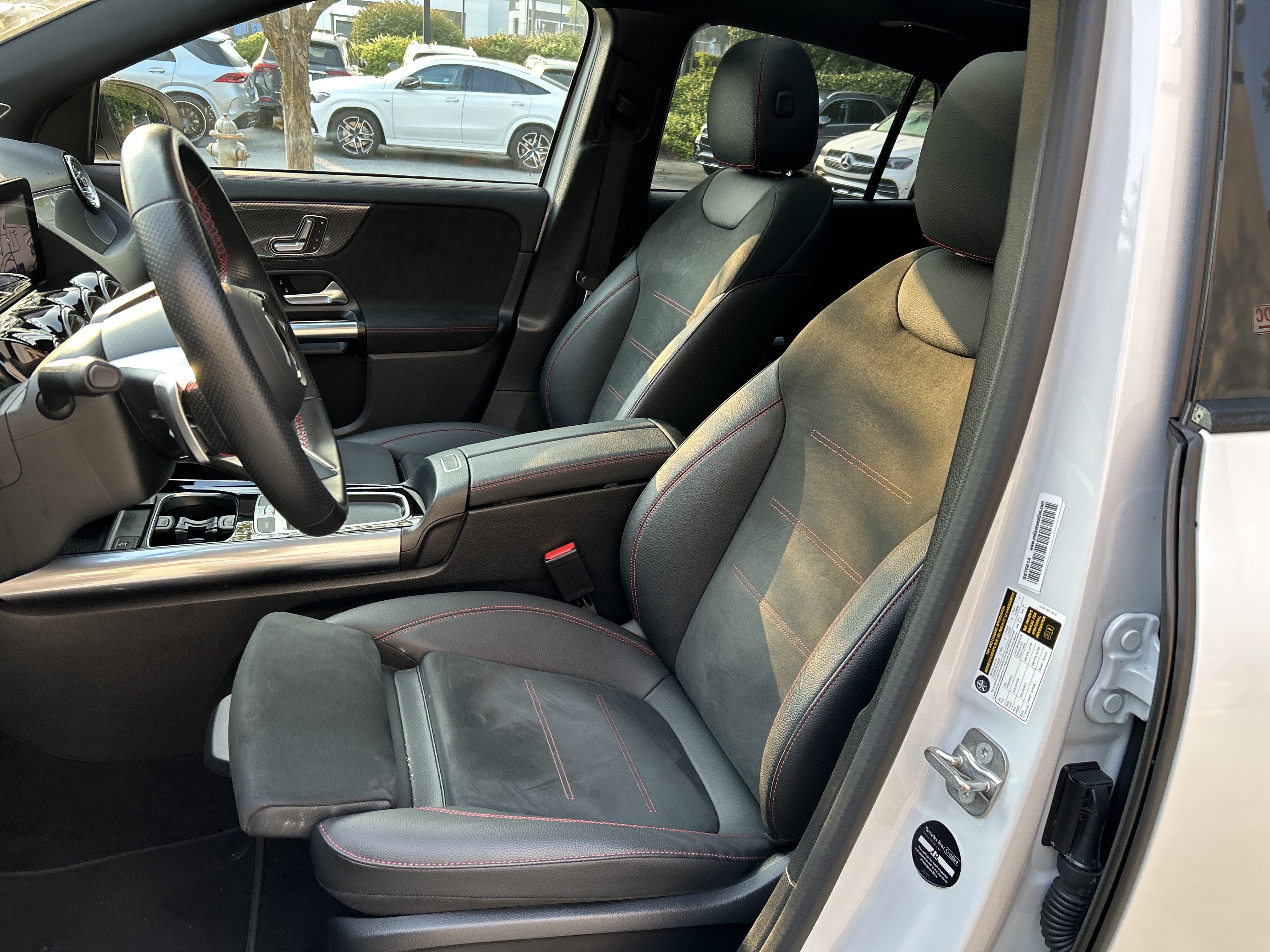 Certified 2024 Mercedes-Benz GLA 250 image 21