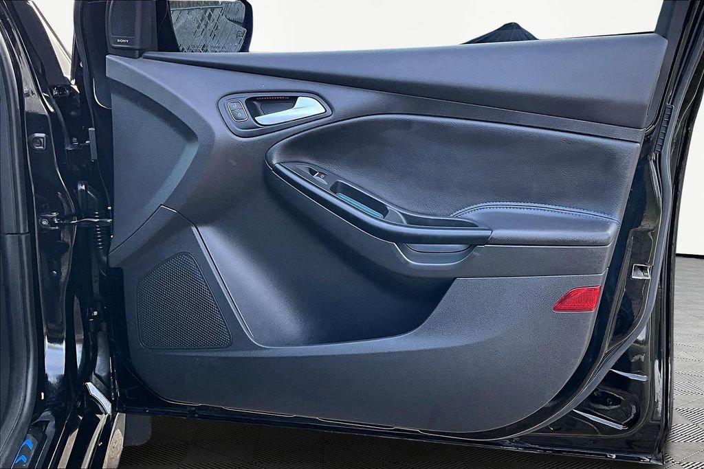 Used 2017 Ford Focus RS image 24