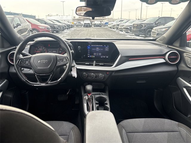 Certified 2024 Chevrolet Trax RS w/ Driver Confidence Package image 18