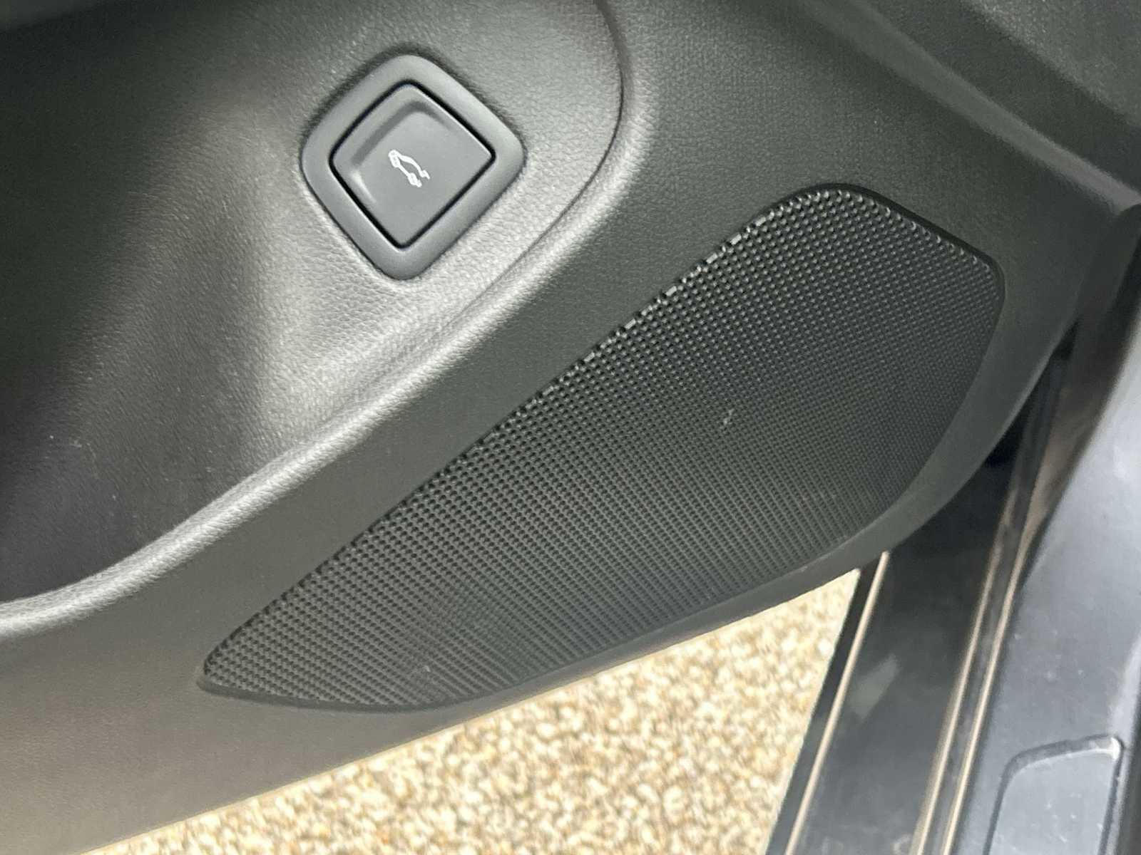 Certified 2022 Cadillac CT4 Premium Luxury image 18