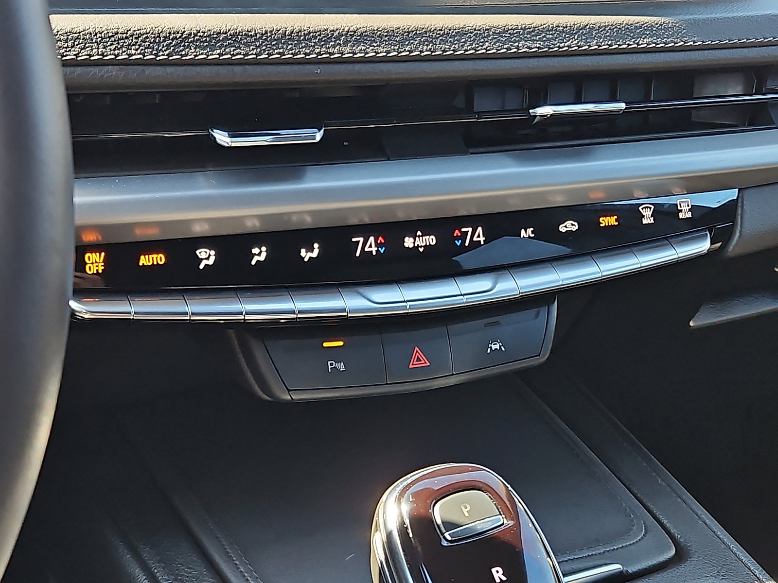 Certified 2024 Cadillac XT4 Premium Luxury image 15