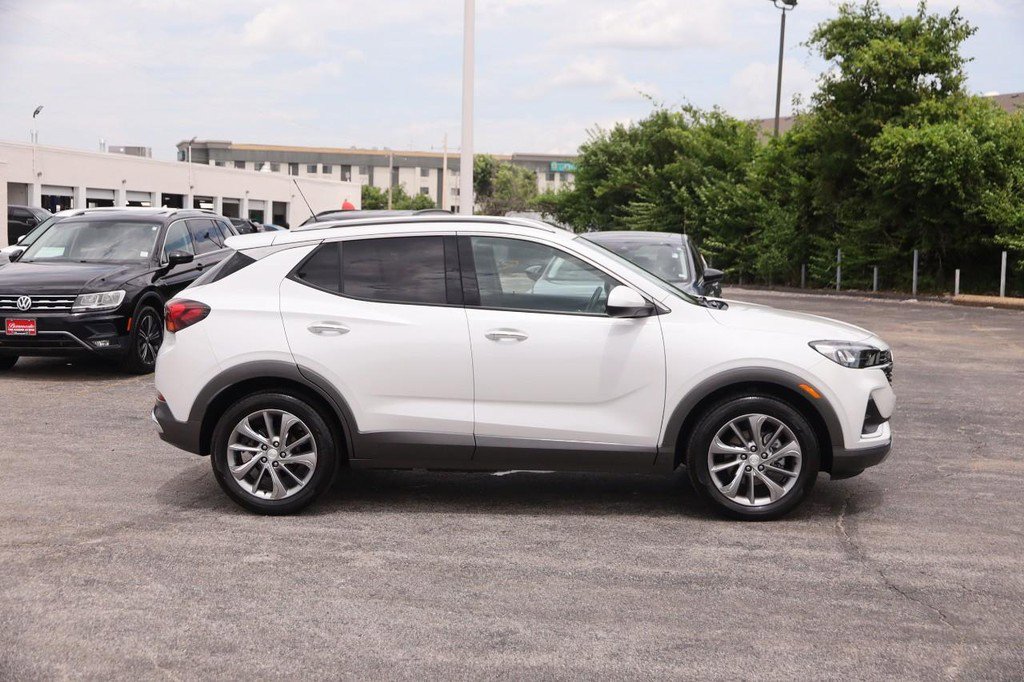 Used 2023 Buick Encore GX Essence w/ Experience Buick Package FWD image 6
