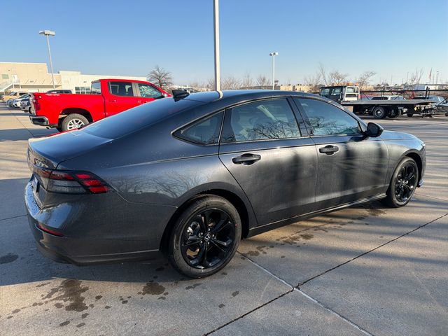 New 2025 Honda Accord SE image 5
