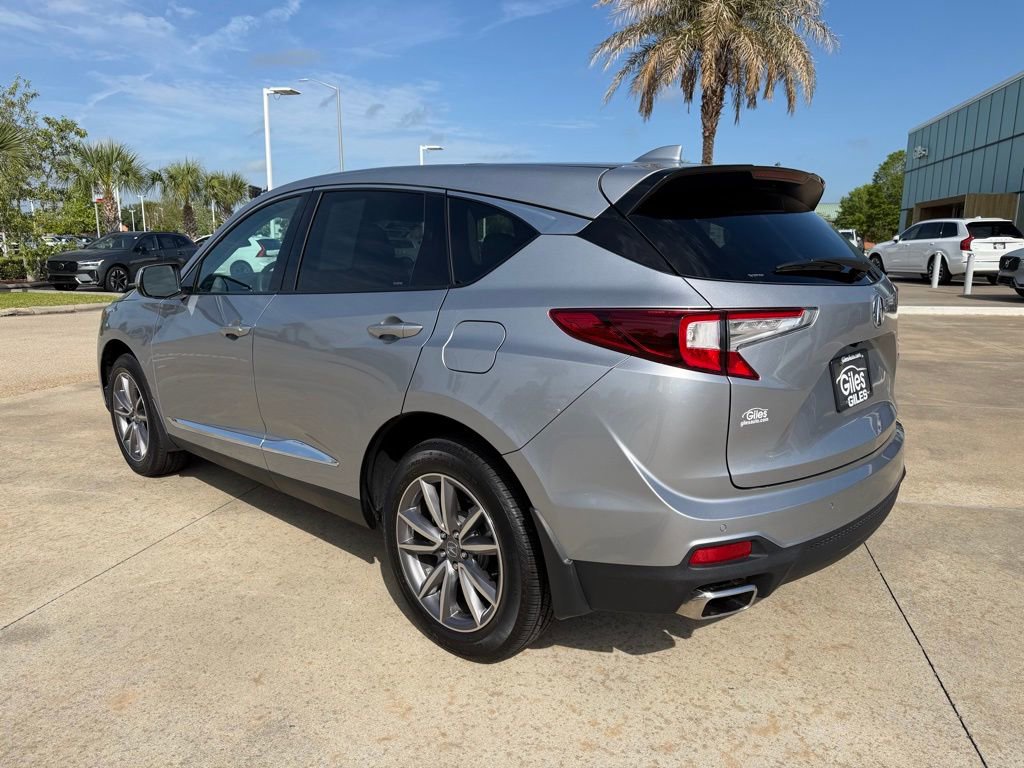 Used 2023 Acura RDX w/ Technology Package image 3