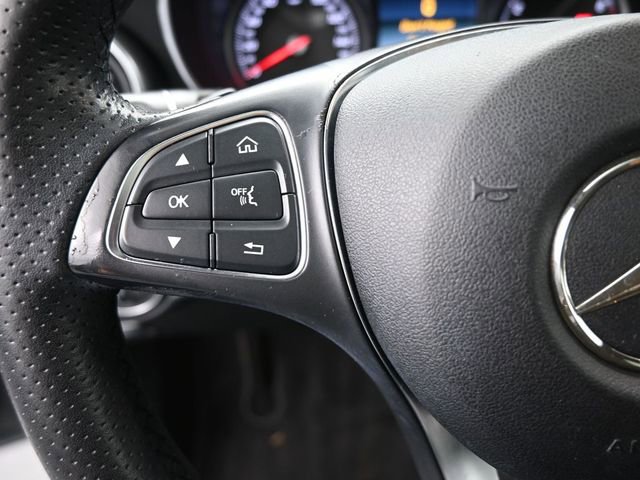 Used 2018 Mercedes-Benz GLC 300 image 2