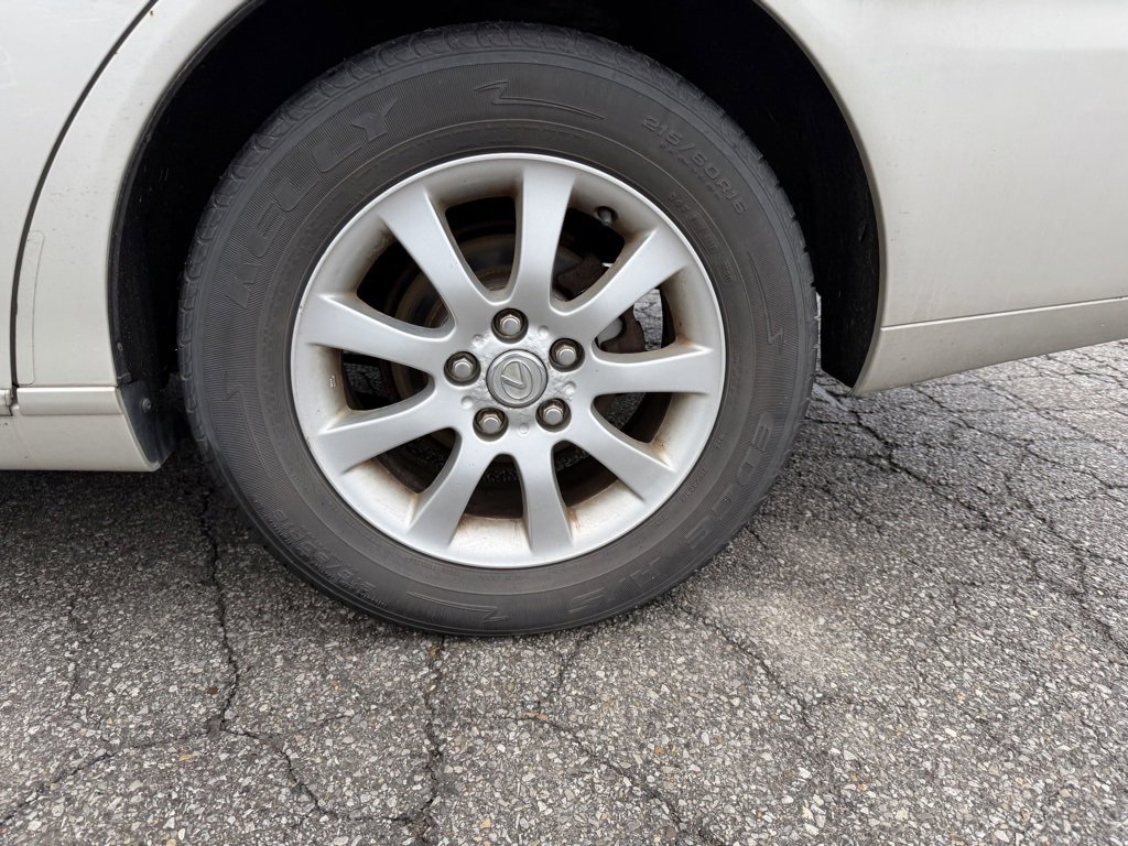 Used 2004 Lexus ES 330 image 5