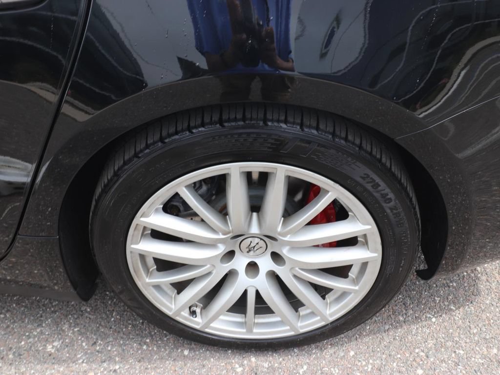 Used 2021 Maserati Ghibli S RWD image 17