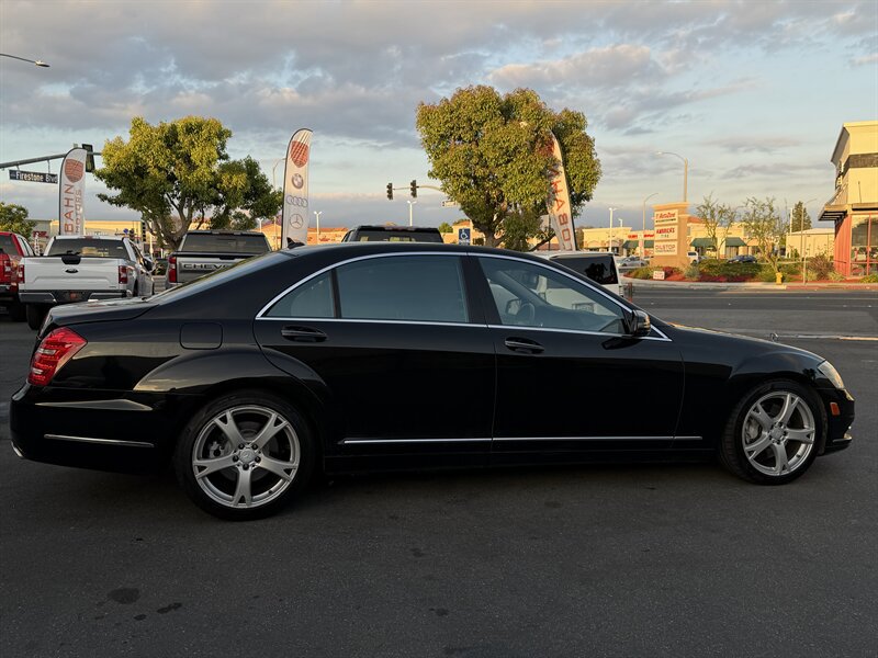 Used 2013 Mercedes-Benz S 550 image 24