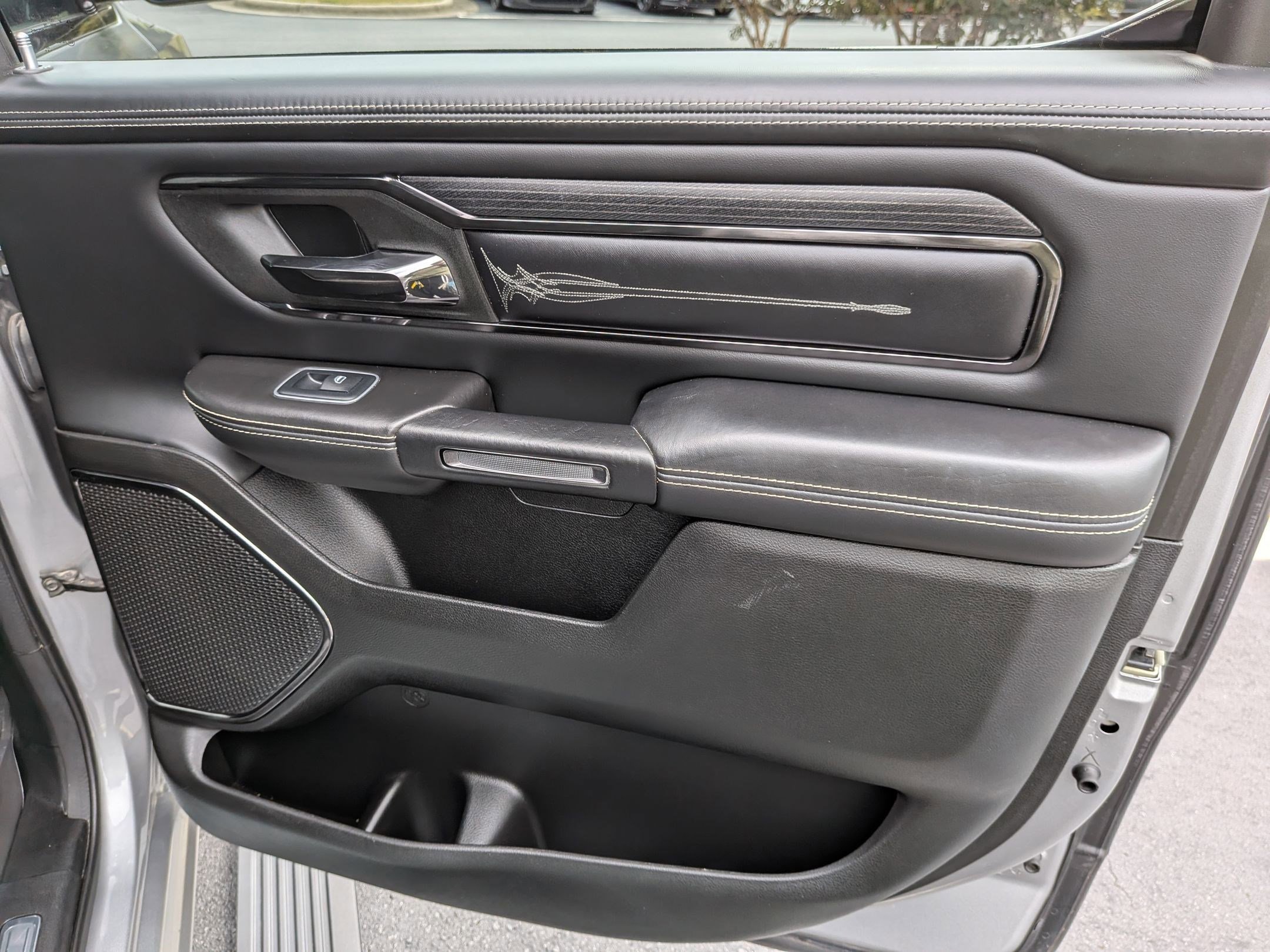 Used 2023 RAM 1500 Limited w/ Trailer Tow Group image 36