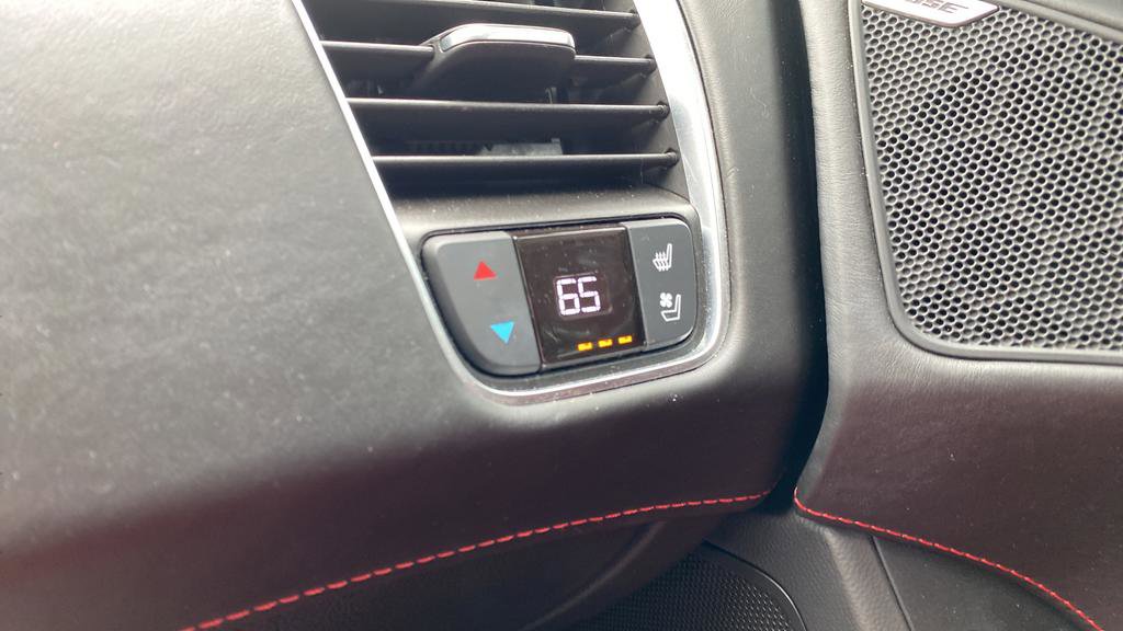 Used 2015 Chevrolet Corvette Z06 w/ 3LZ Preferred Equipment Group image 36